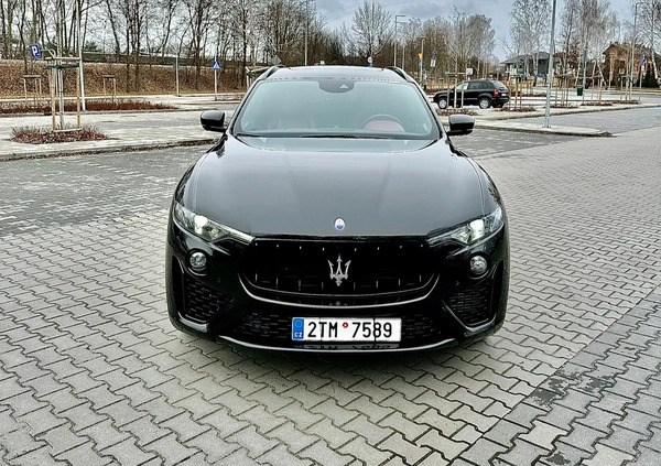 Maserati Levante cena 234900 przebieg: 50000, rok produkcji 2019 z Warszawa małe 379